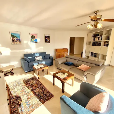 Le Masters Apartment